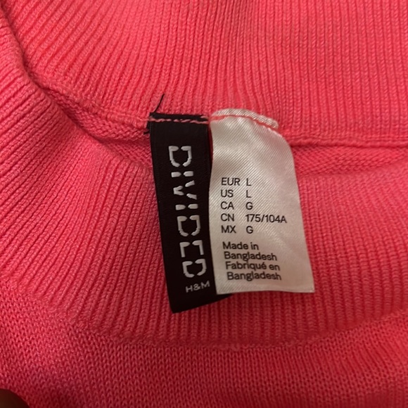 Dark Pink Sweater - Picture 2 of 2